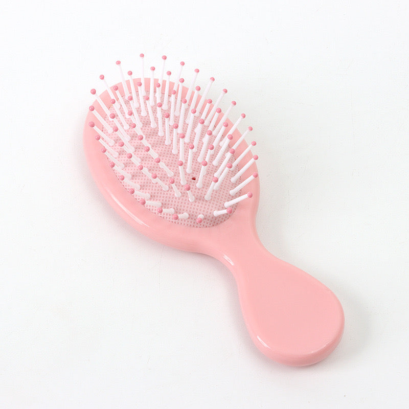 DIY Hairbrush (12 Charms, 2 Glues)