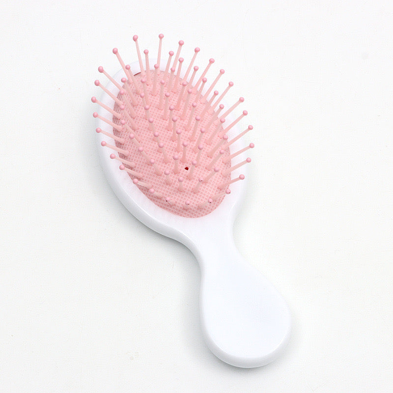 DIY Hairbrush (12 Charms, 2 Glues)